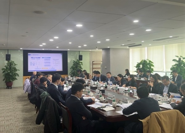 全國社保基金理事會王文靈副理事長一行到訪中國人壽養(yǎng)老險公司